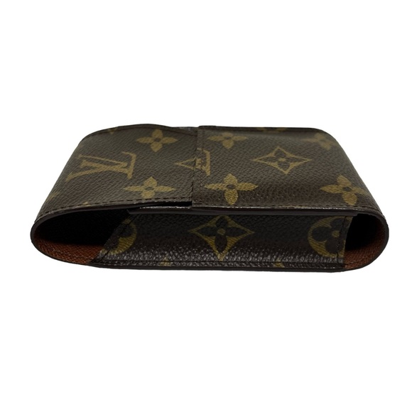 AUTHENTIC LOUIS VUITTON CIGARETTE/TECH ACCESSORY CASE - Picture 2 of 4